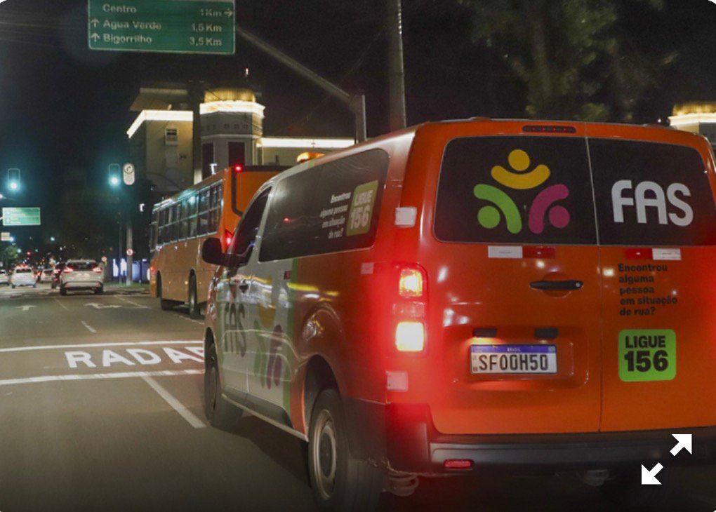 Frio em Curitiba nas ruas da cidade